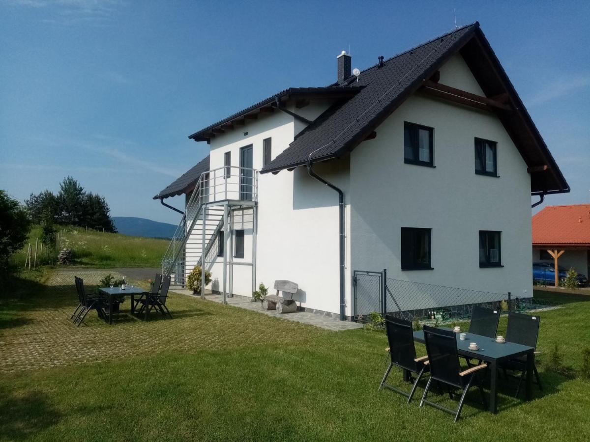 Apartment Kohoutek A Slepicka V Novohradskych Horach *