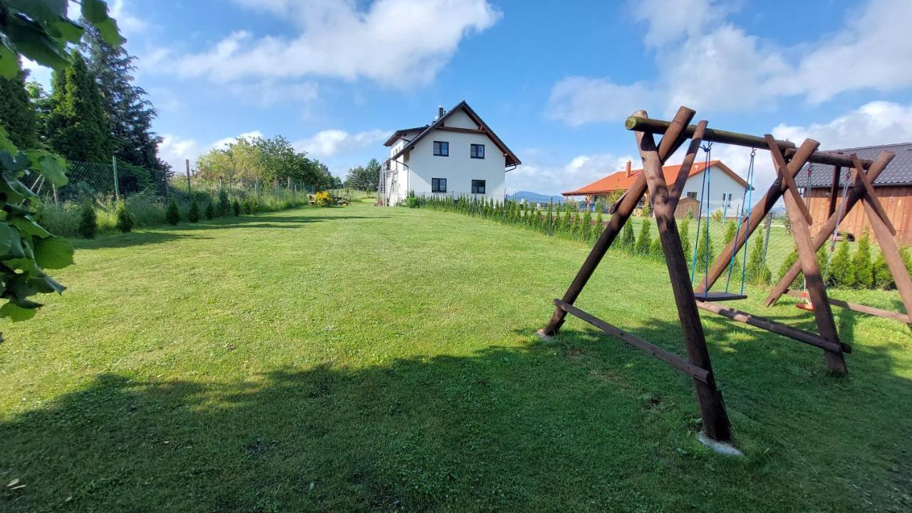 Kohoutek A Slepicka V Novohradskych Horach Nove Hrady (Ceske Budejovice)